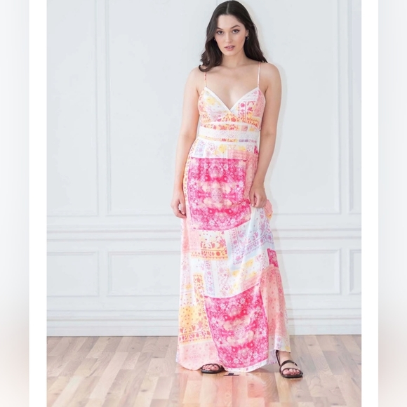 coco + jaimeson Dresses & Skirts - NWOT Coco + Jaimeson Patchwork Print Maxi Dress - M